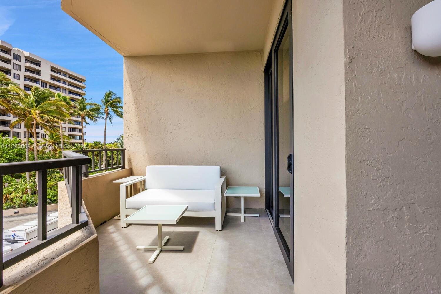251 Crandon Blvd # 334