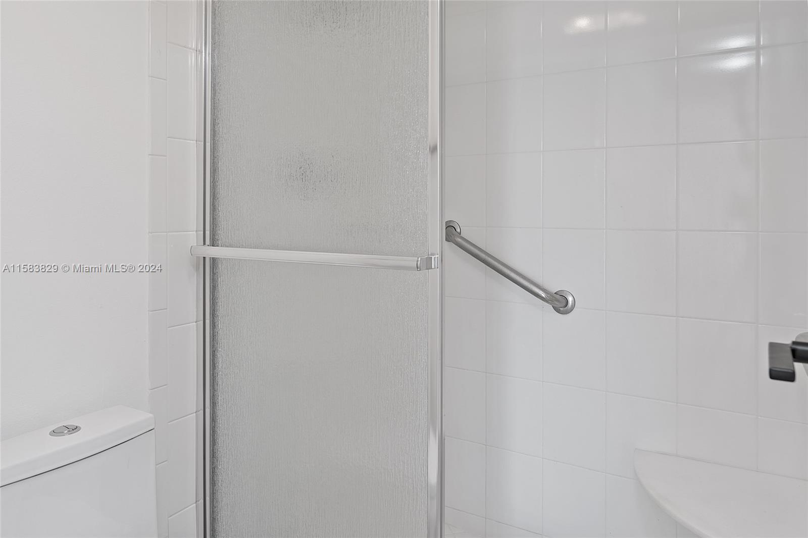 20335 W Country Club Dr # 808