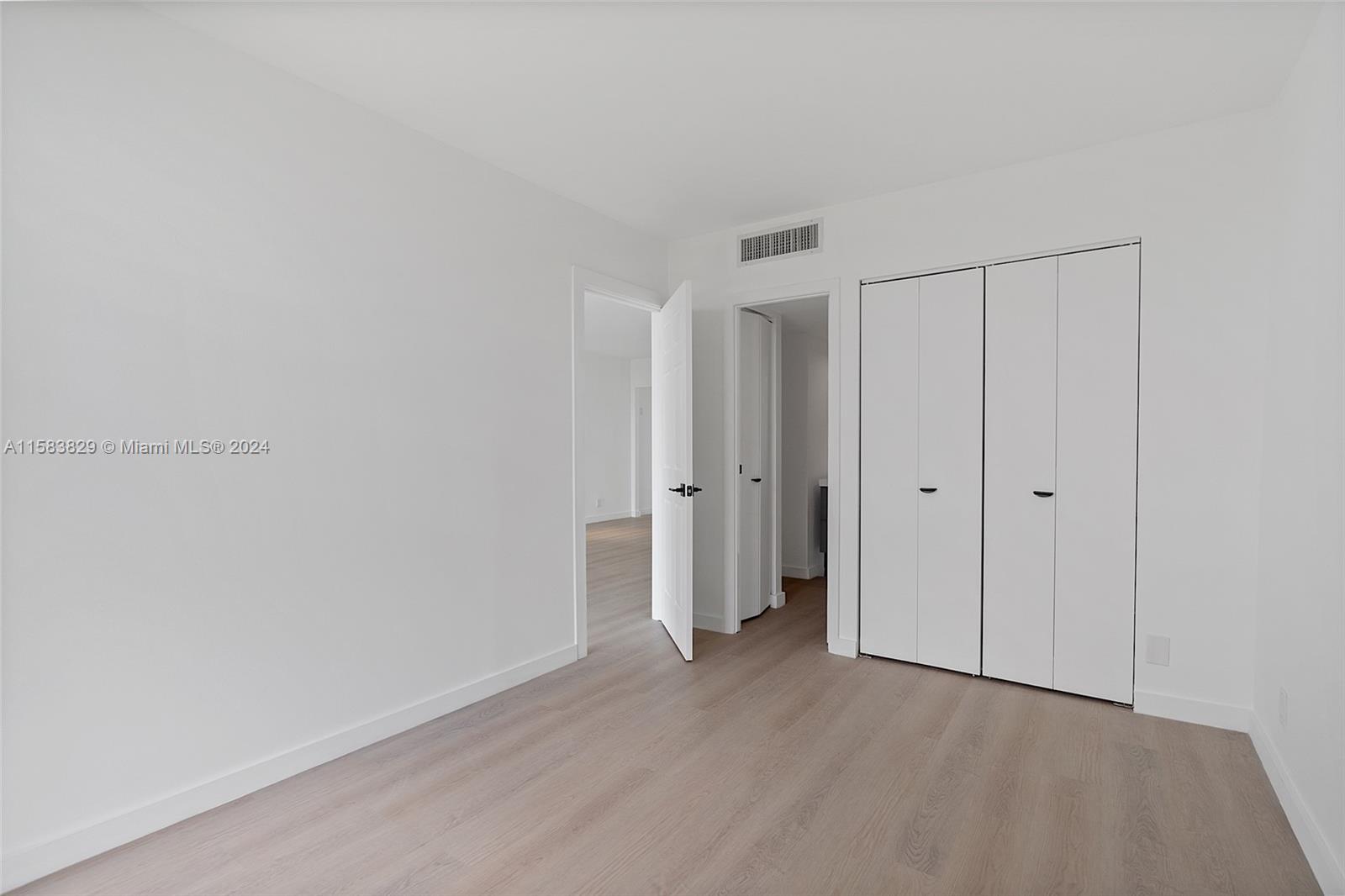 20335 W Country Club Dr # 808