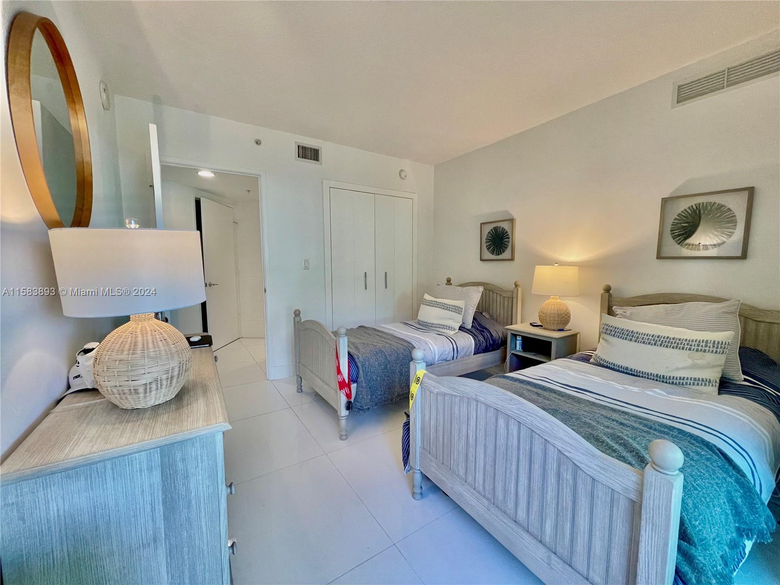 250 Sunny Isles Blvd # 602 Unit: 3-602