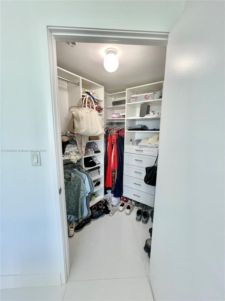 250 Sunny Isles Blvd # 602 Unit: 3-602