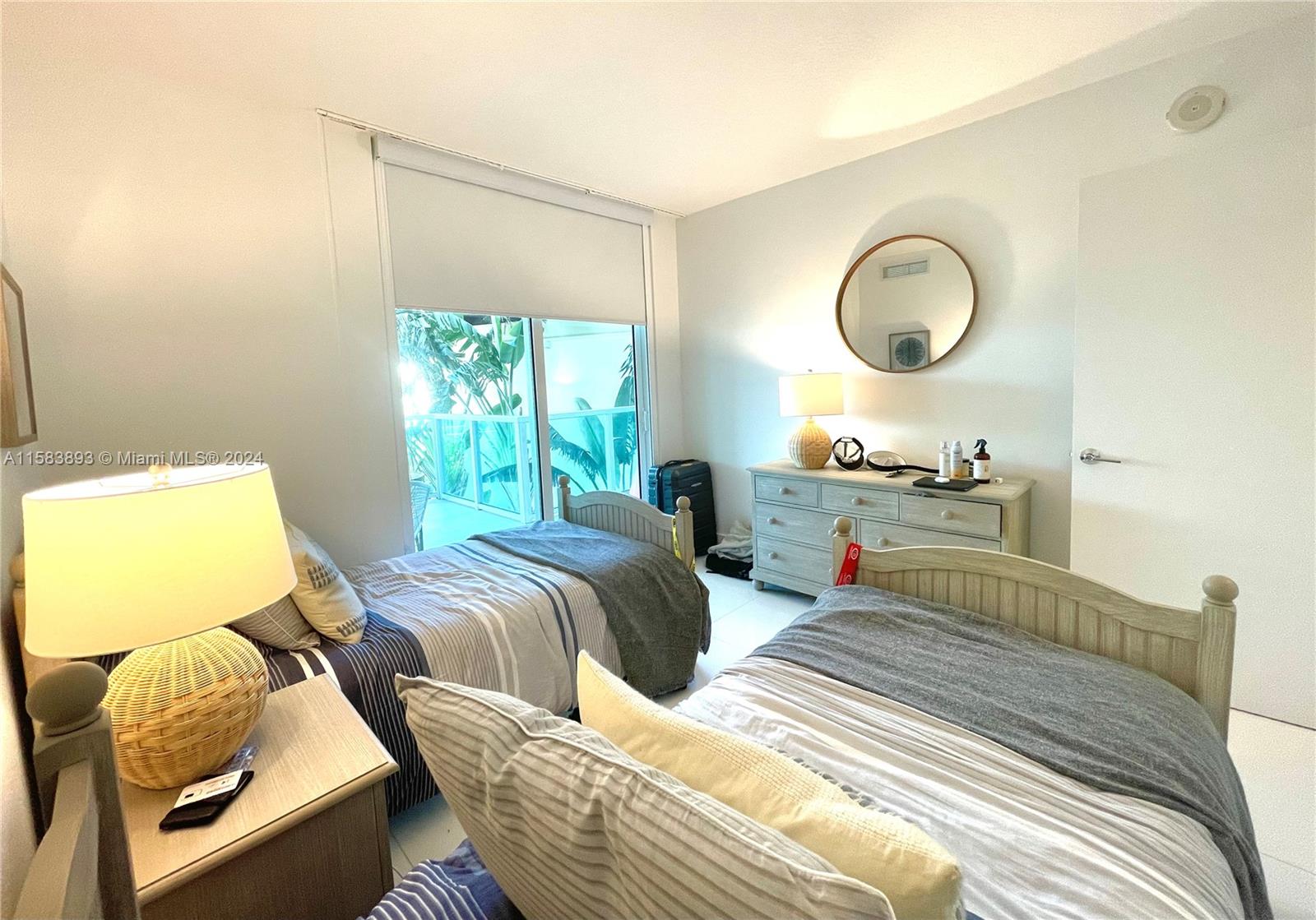 250 Sunny Isles Blvd # 602 Unit: 3-602