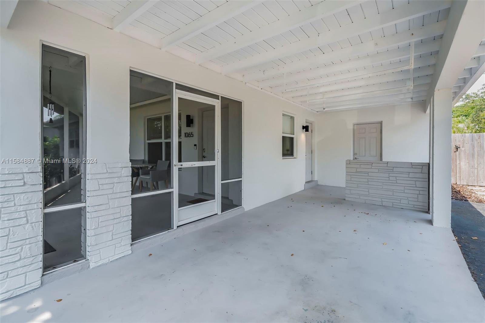 1065 SW 4th Ter # 1065