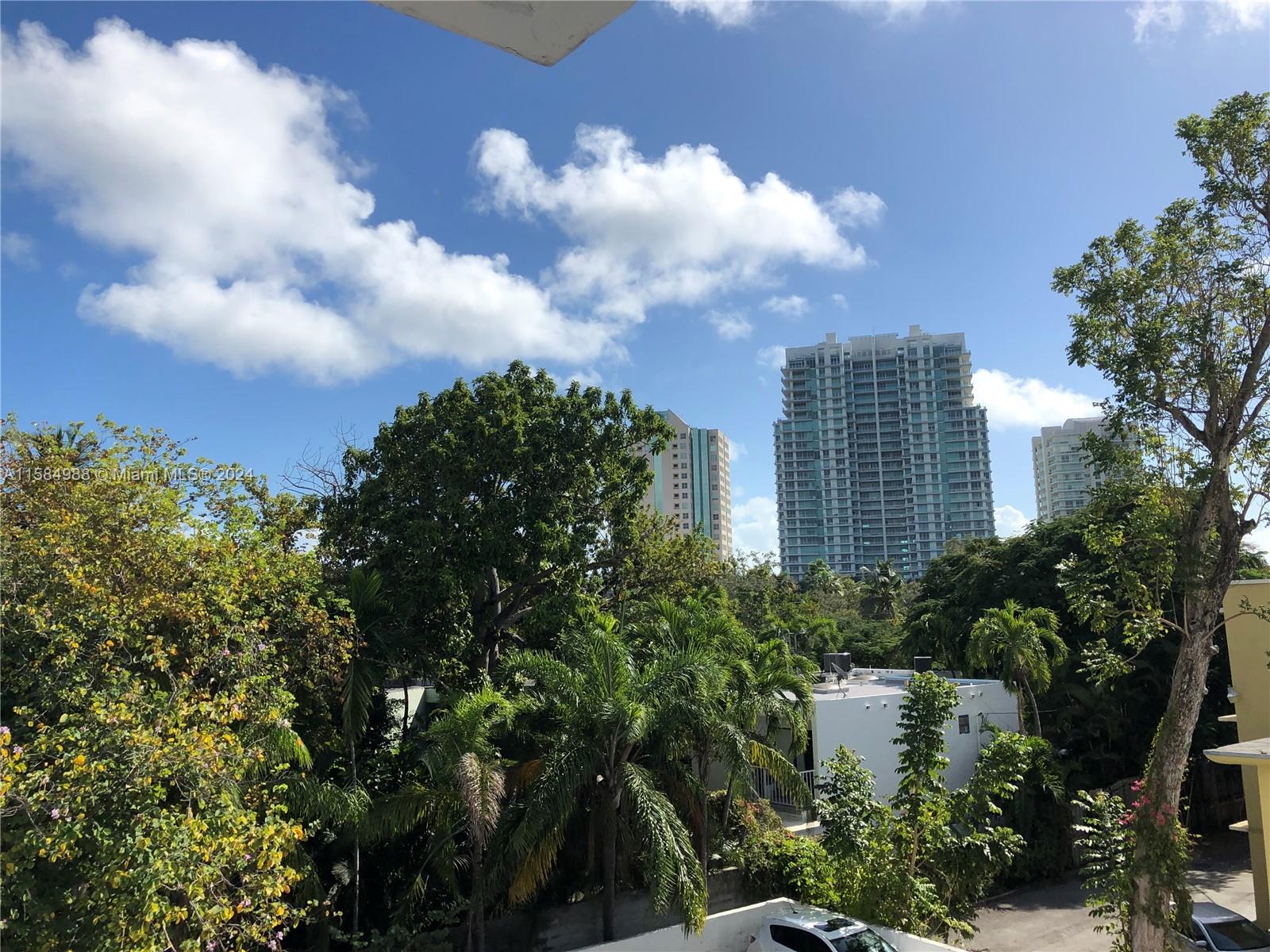 3051 SW 27th Ave # 304