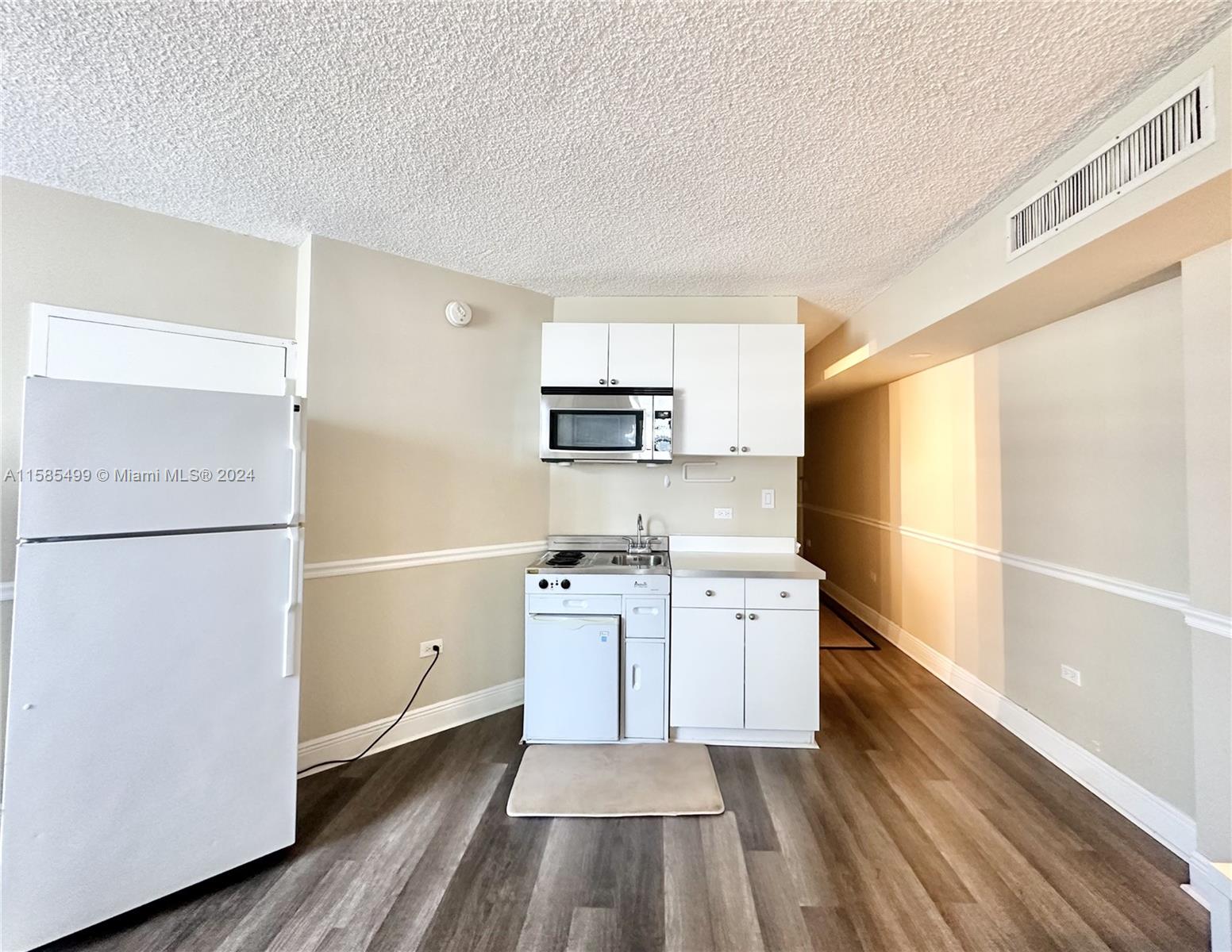 801 Brickell Bay Dr # 1464