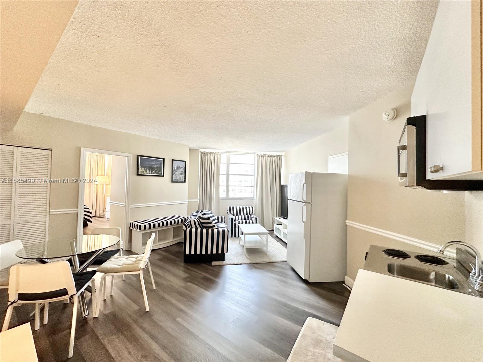 801 Brickell Bay Dr # 1464