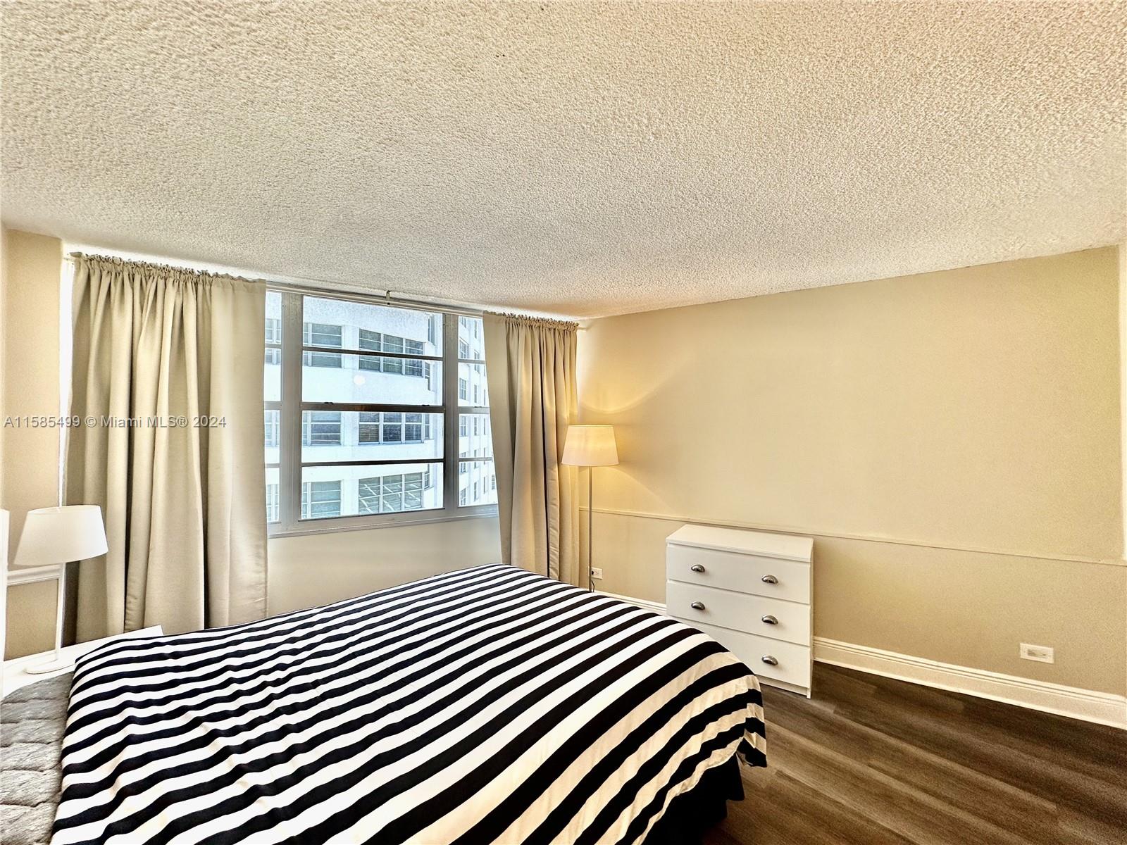 801 Brickell Bay Dr # 1464