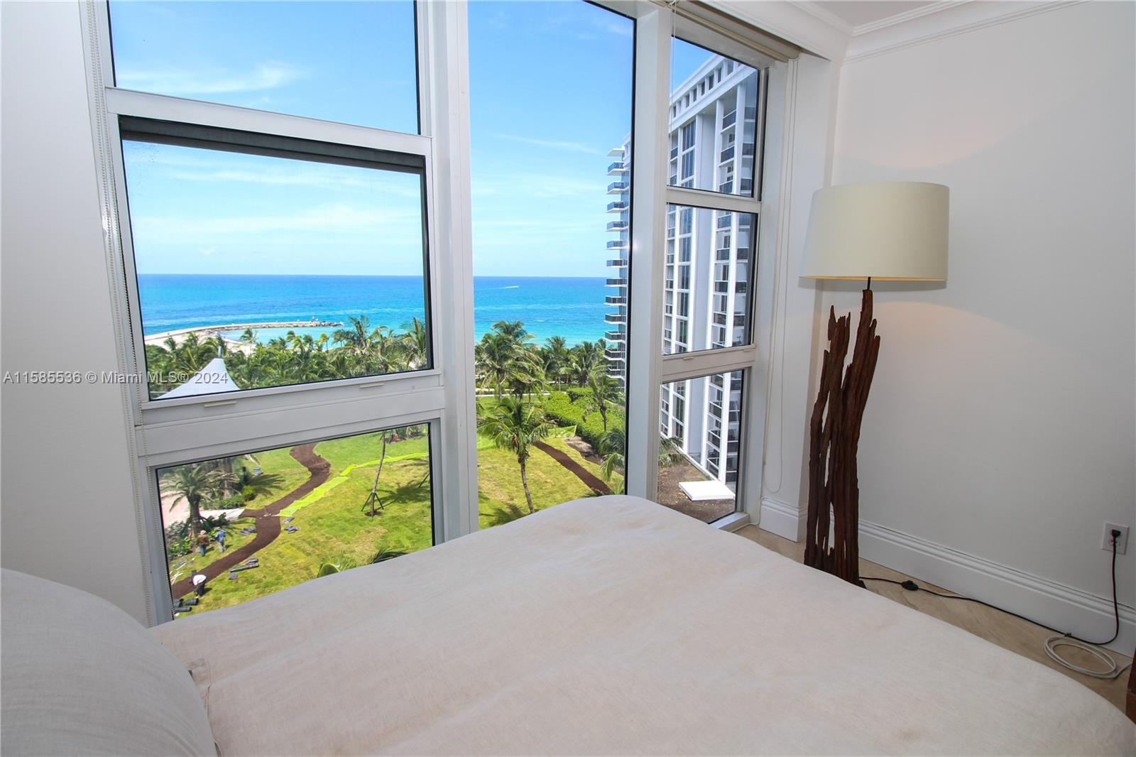 10275 Collins Ave # 833