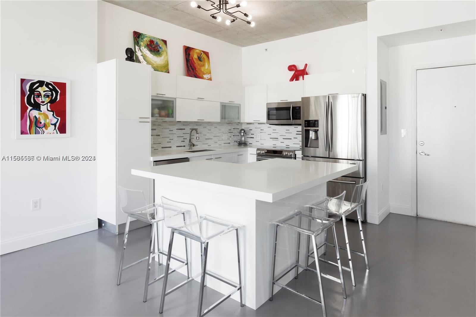 133 NE 2nd Ave # 1607