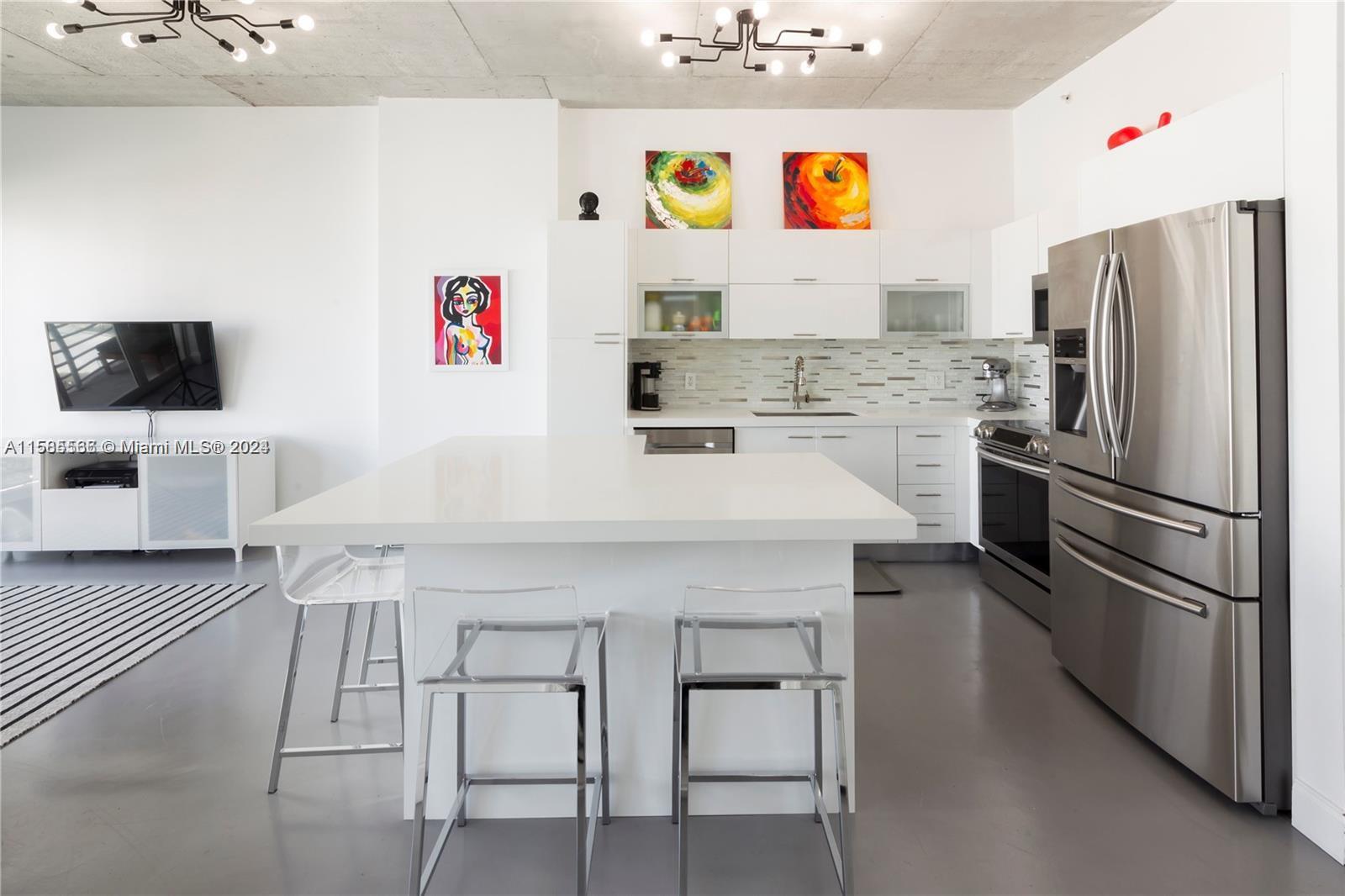 133 NE 2nd Ave # 1607