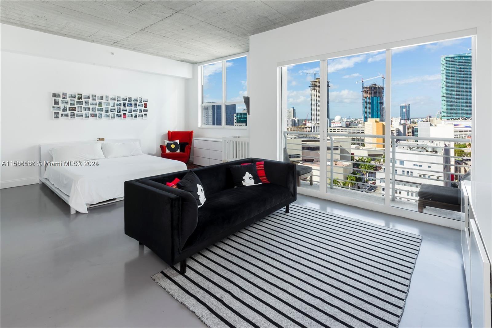 133 NE 2nd Ave # 1607