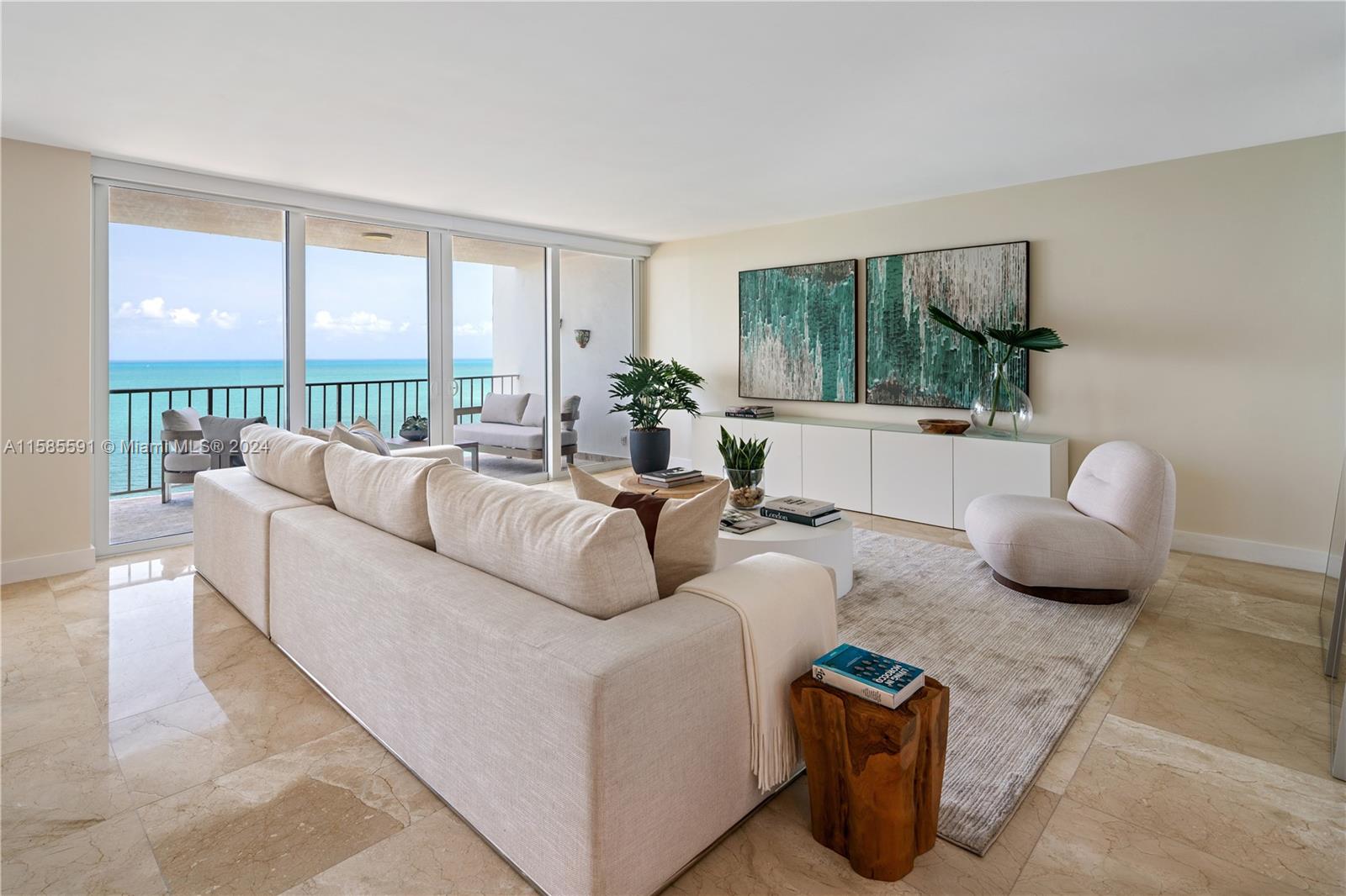 881 Ocean Dr # 18E