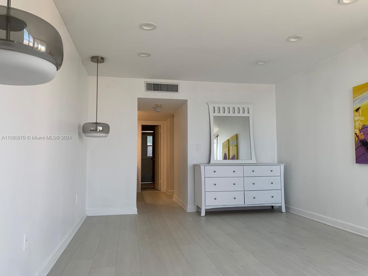 20100 W Country Club Dr Unit: PH7