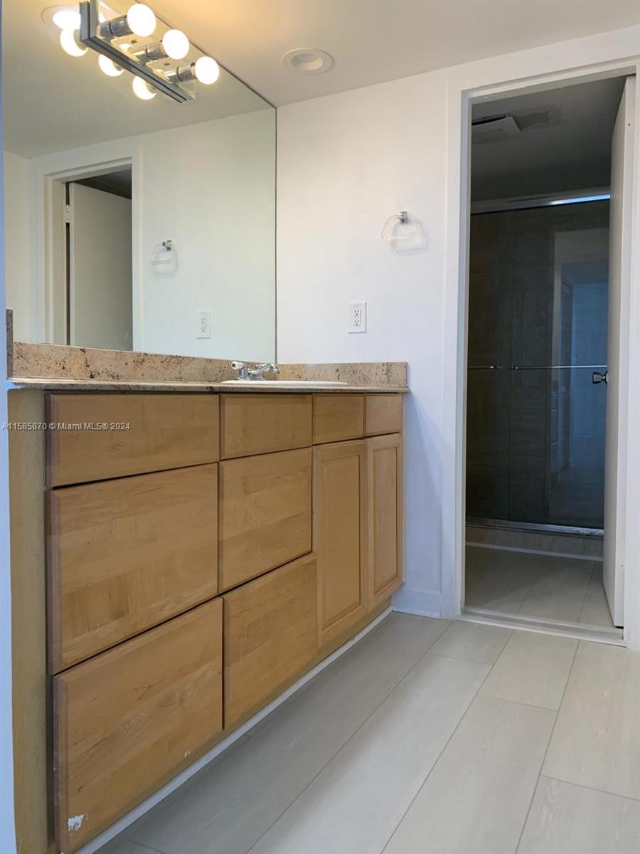 20100 W Country Club Dr Unit: PH7