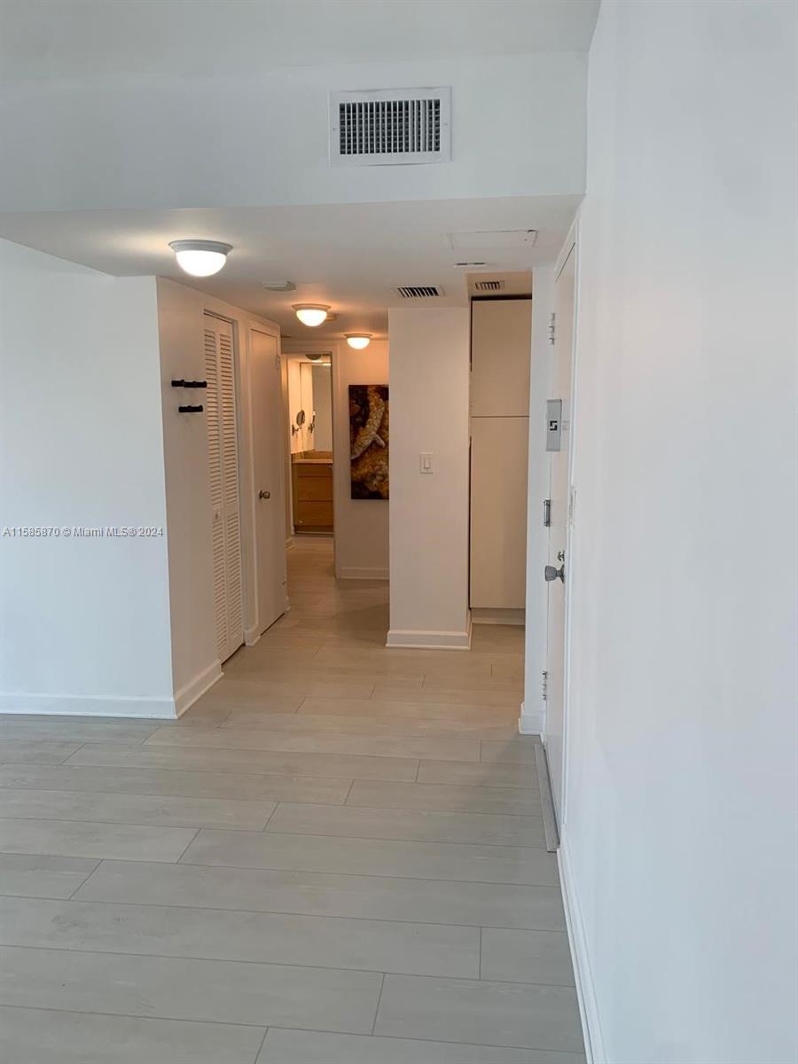 20100 W Country Club Dr Unit: PH7