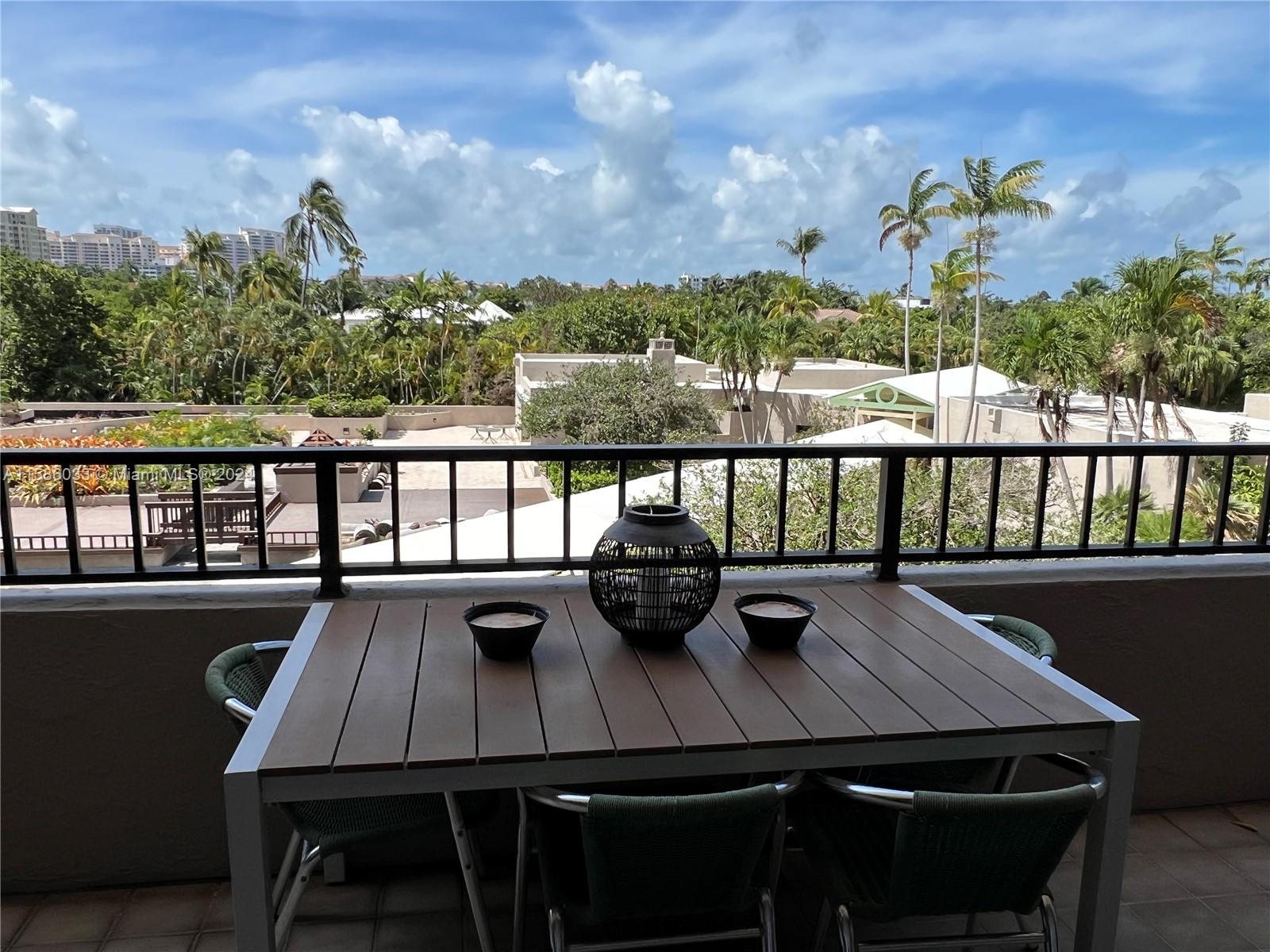 151 Crandon Blvd # 329