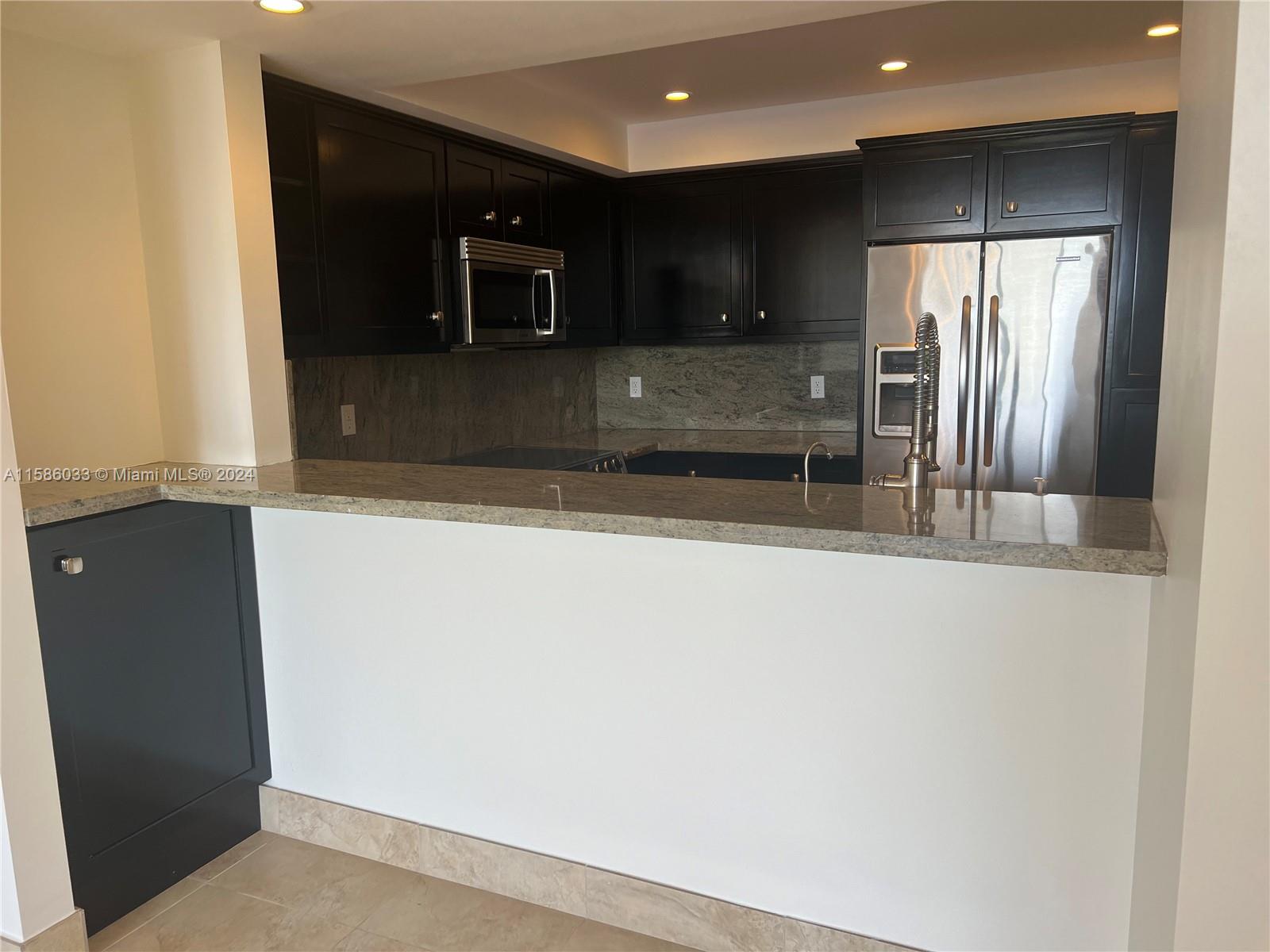 151 Crandon Blvd # 329