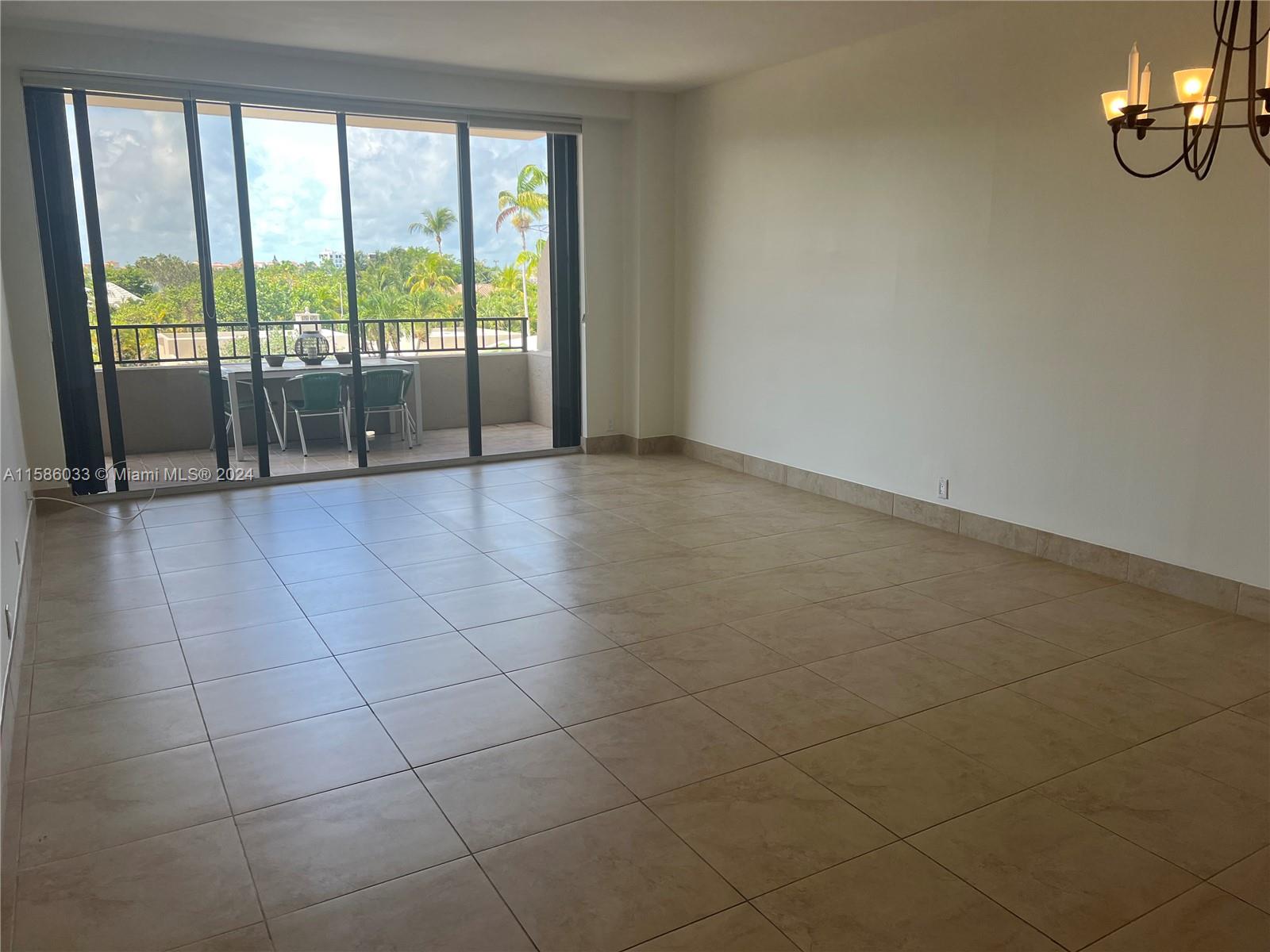 151 Crandon Blvd # 329