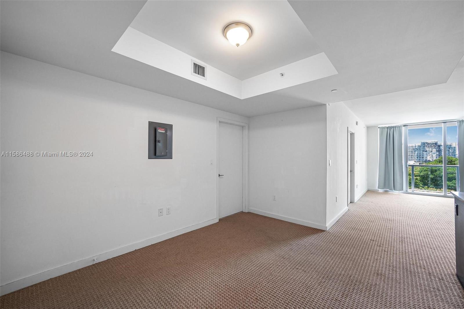 500 Brickell Ave # 700