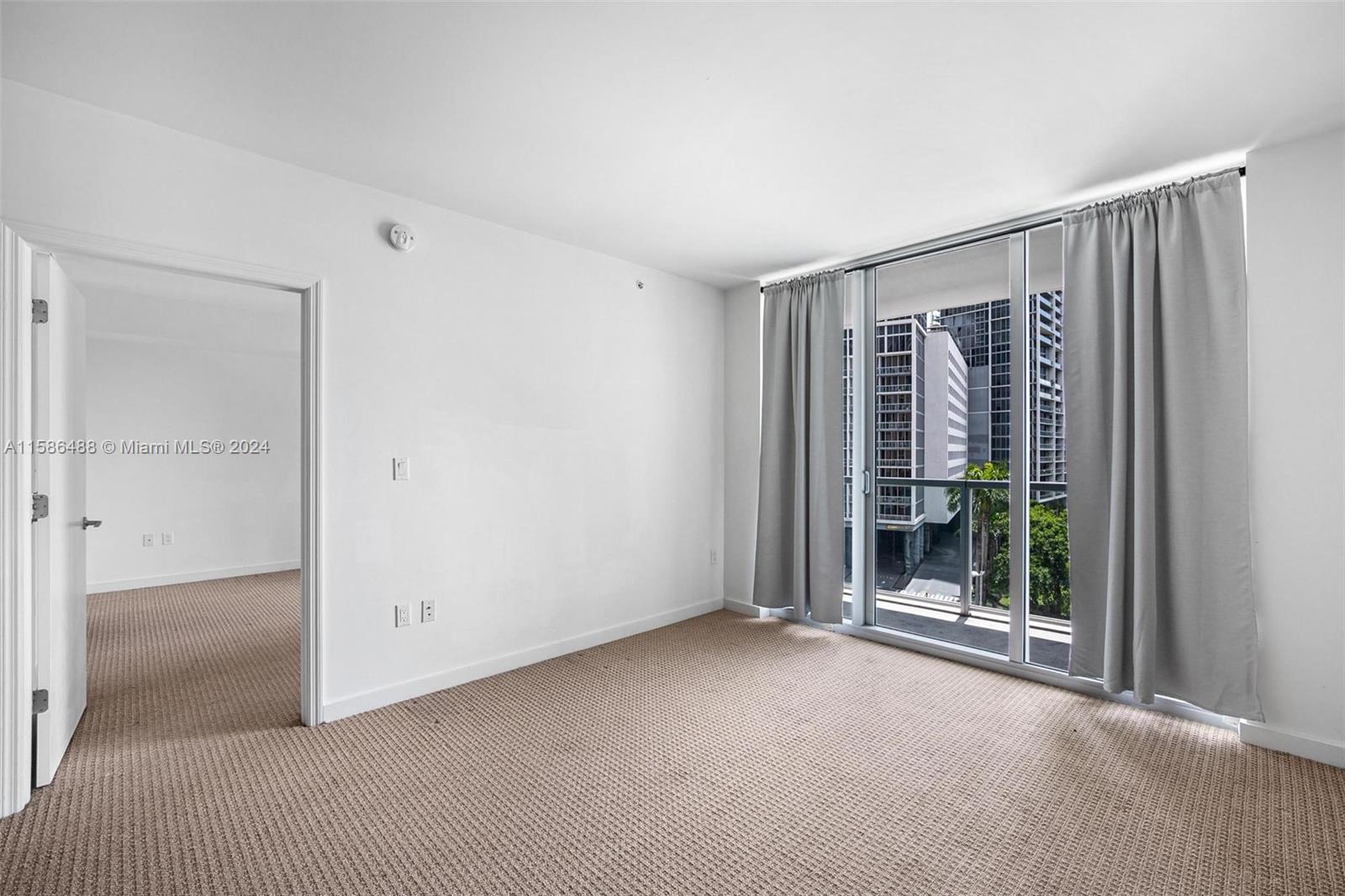 500 Brickell Ave # 700
