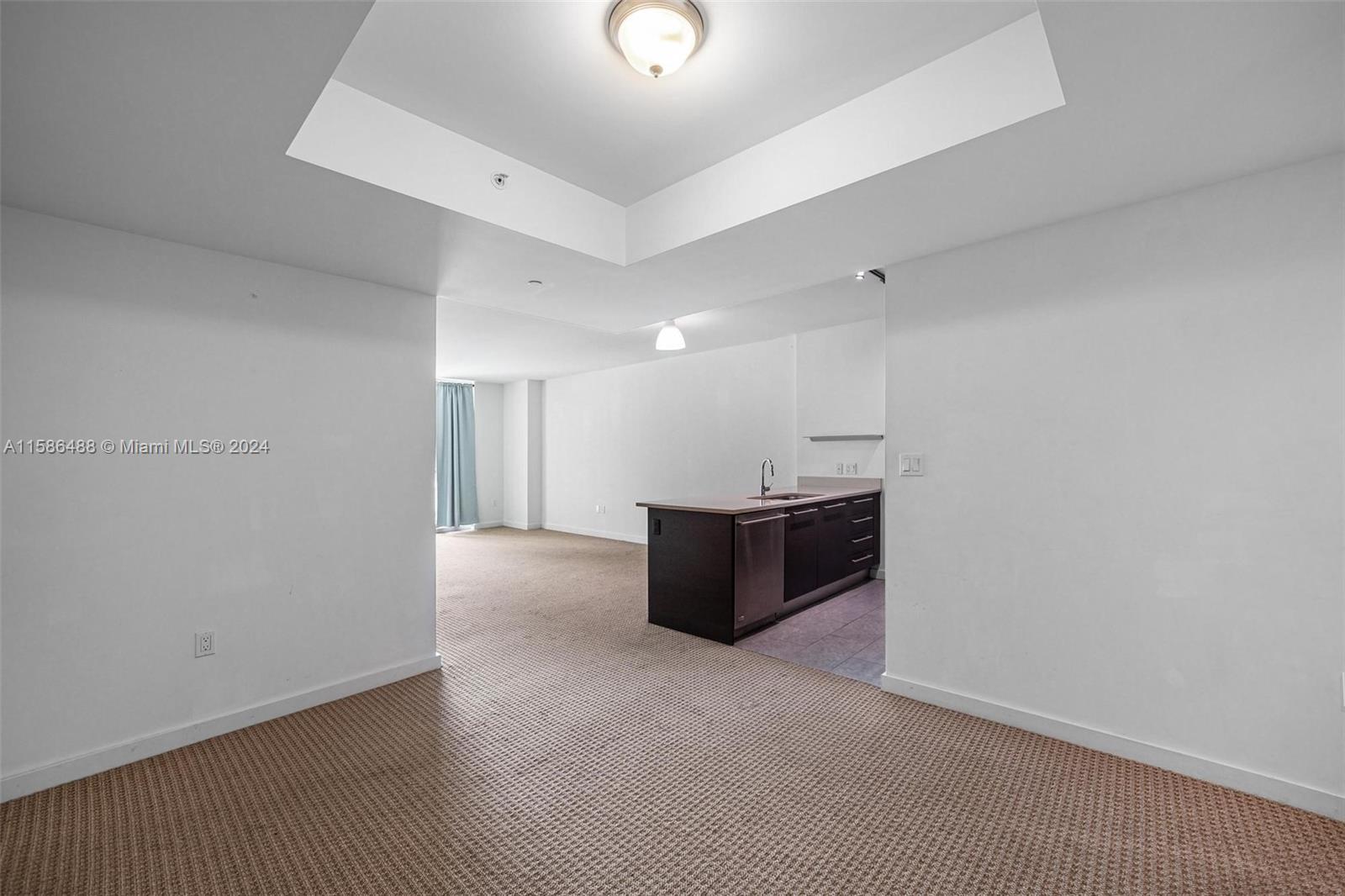 500 Brickell Ave # 700