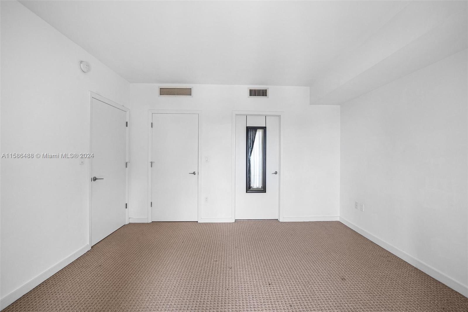 500 Brickell Ave # 700