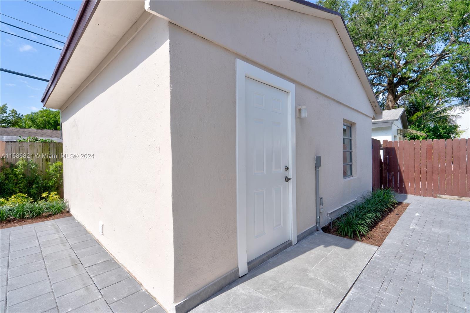 6326 SW 35th St