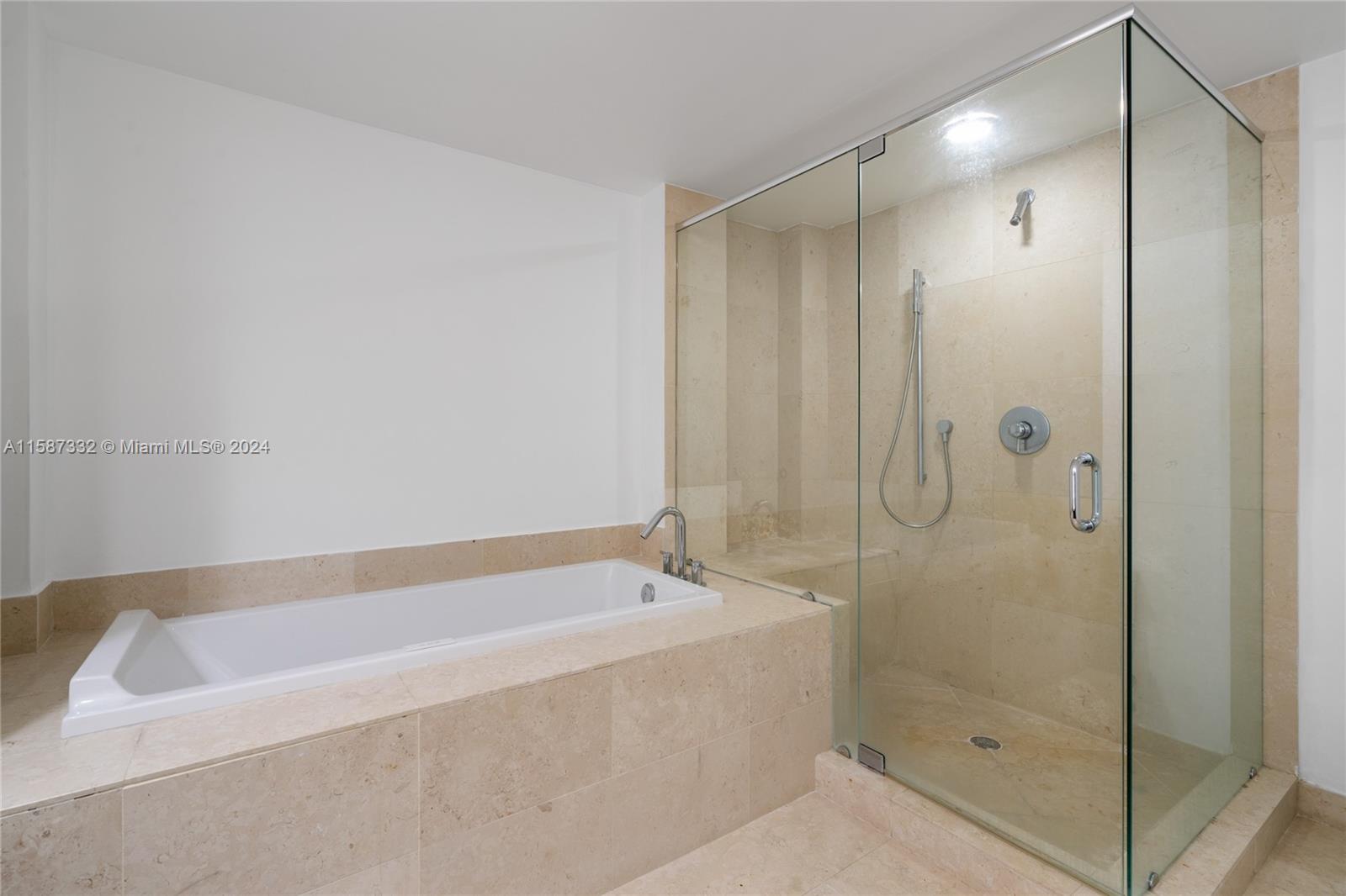 475 Brickell Ave # 2607