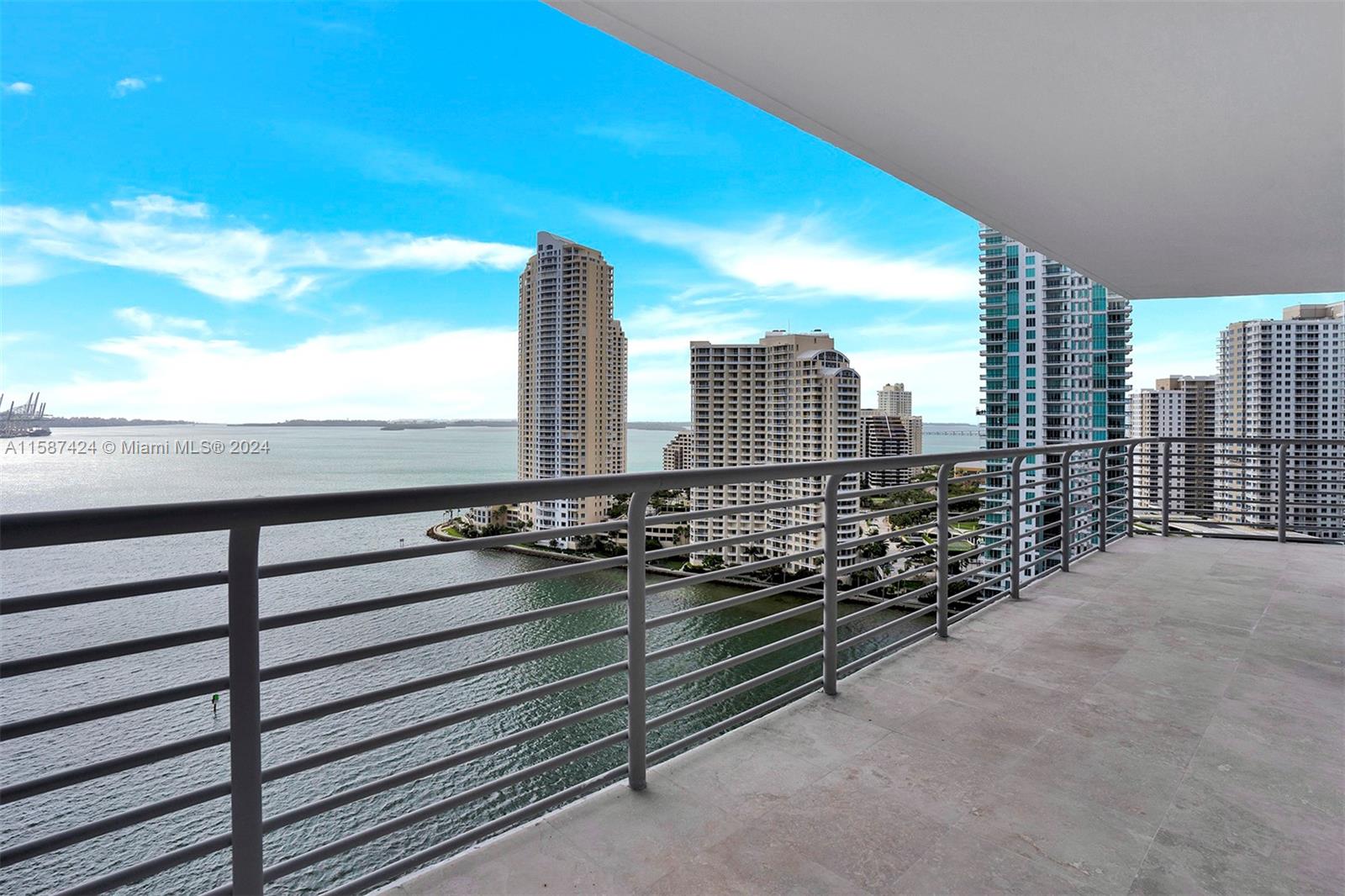 325 S Biscayne Blvd # 2223