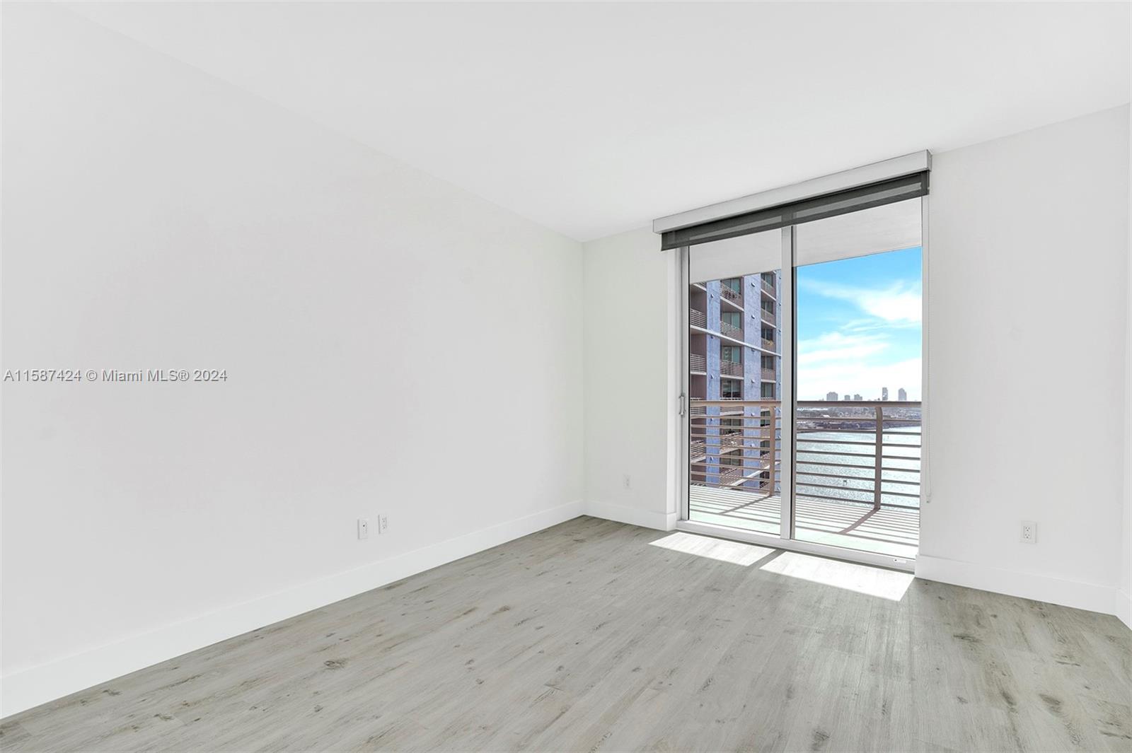 325 S Biscayne Blvd # 2223