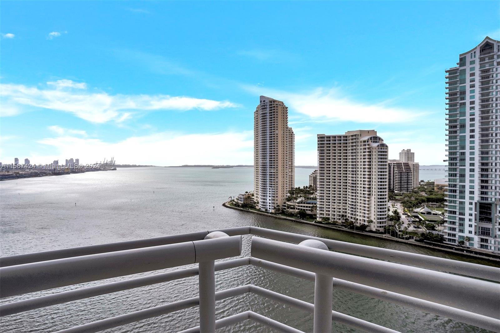 325 S Biscayne Blvd # 2223