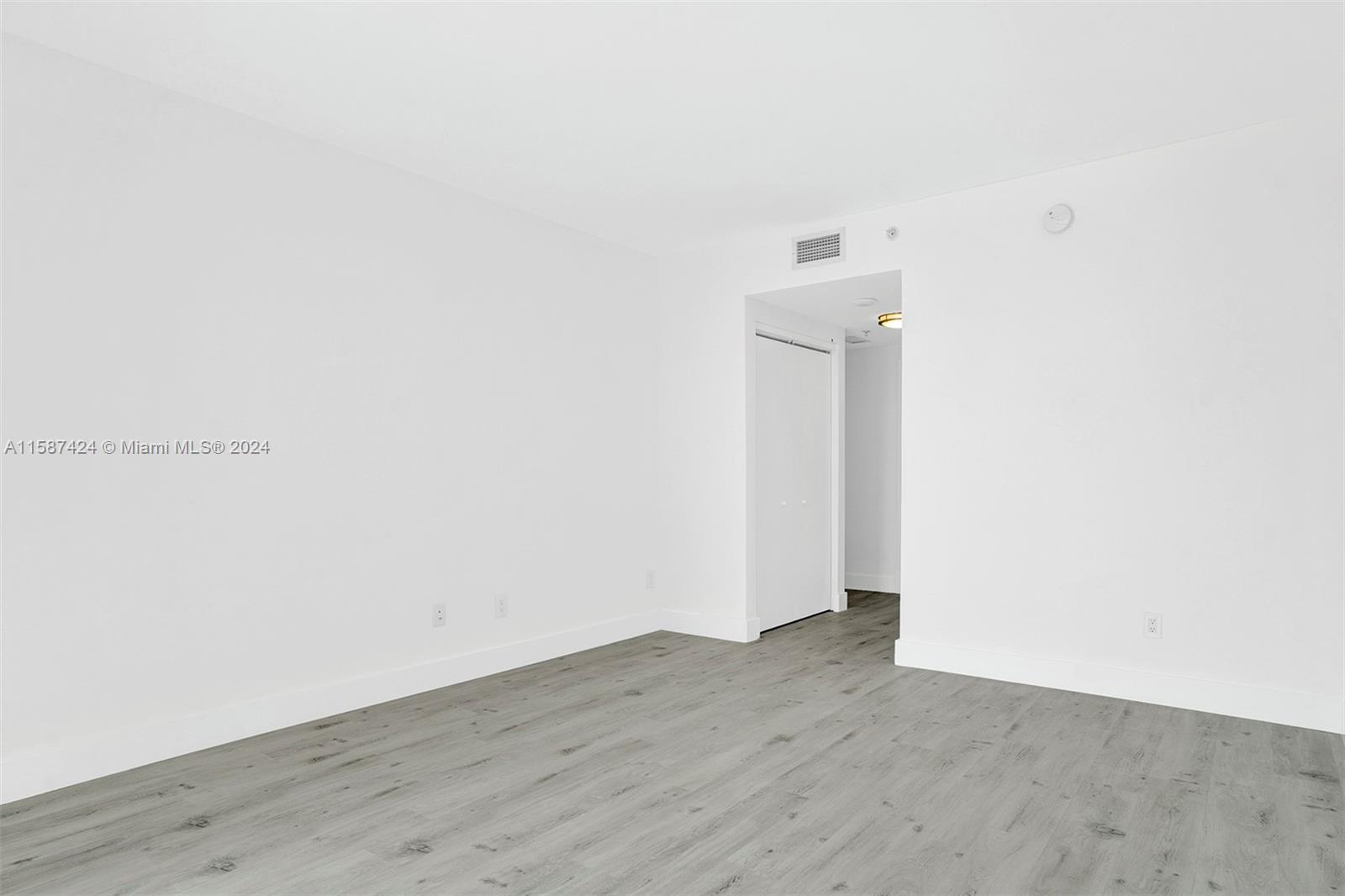 325 S Biscayne Blvd # 2223