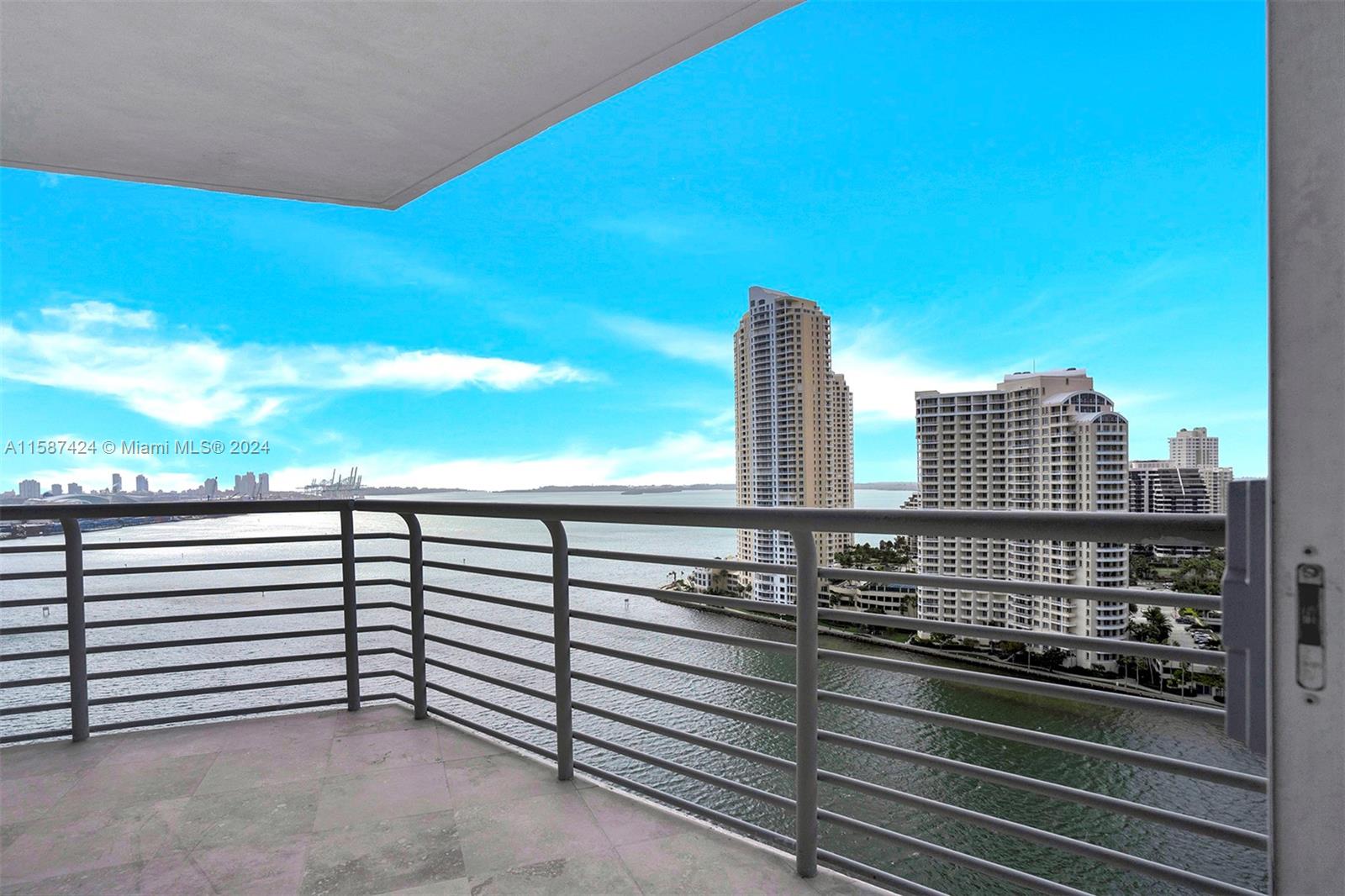 325 S Biscayne Blvd # 2223