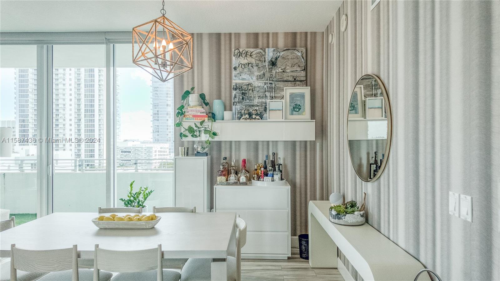 350 NE 24th St # 904