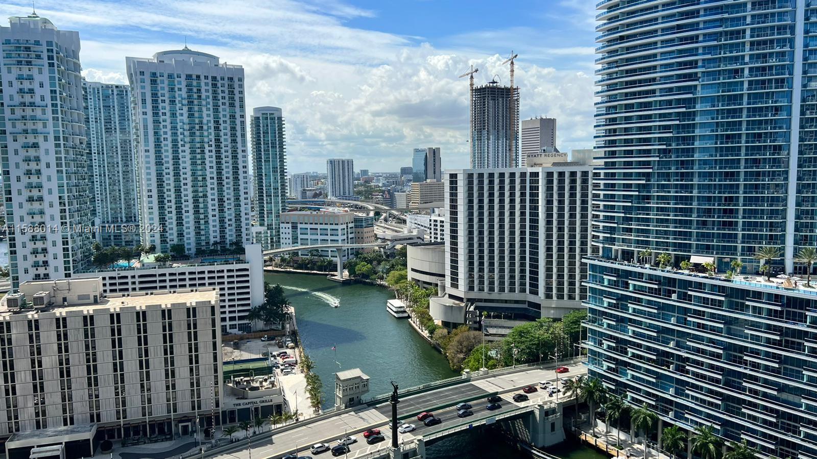 465 BRICKELL AV # 2406