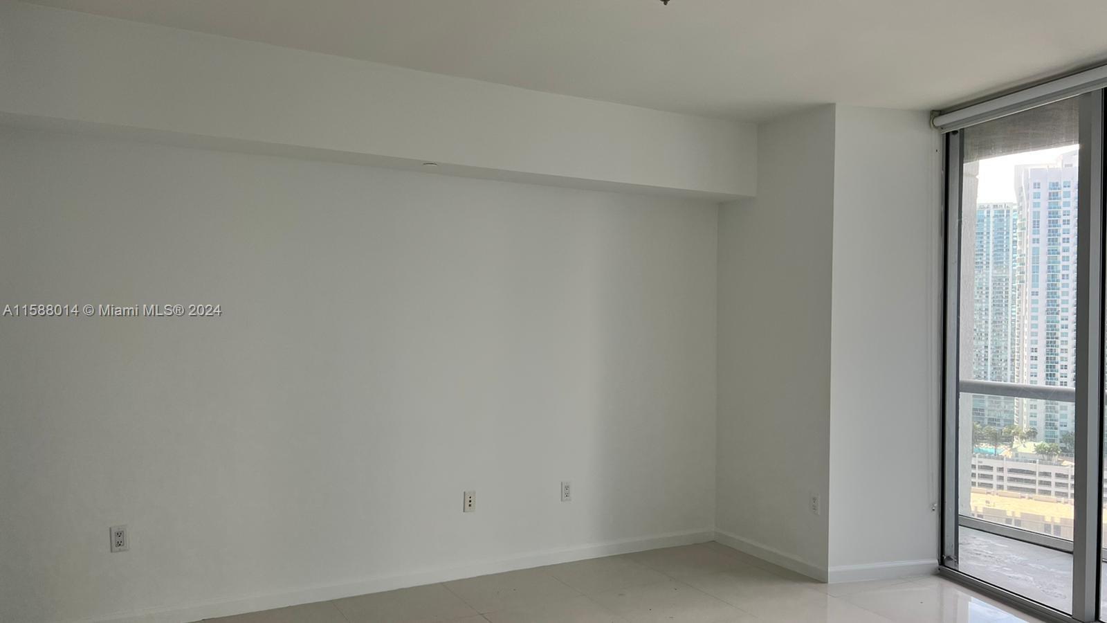 465 BRICKELL AV # 2406