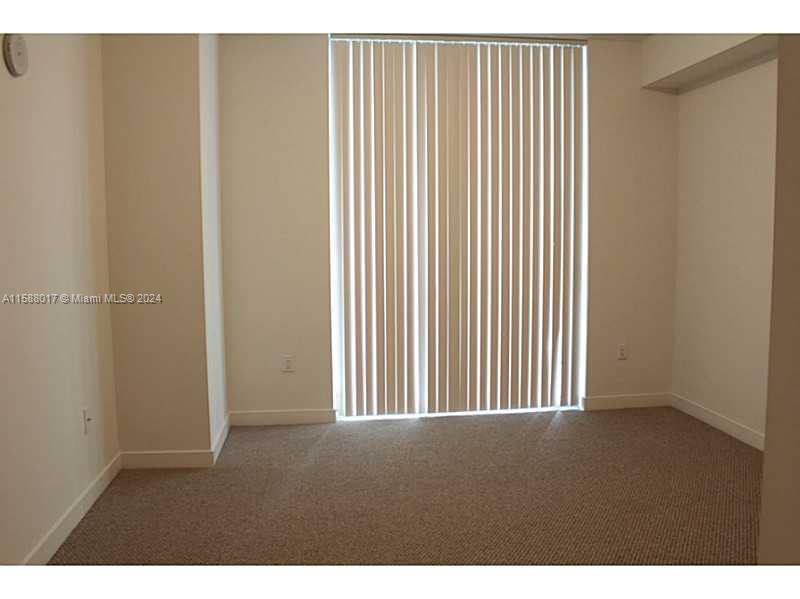 79 SW 12th St Unit: 2404-S