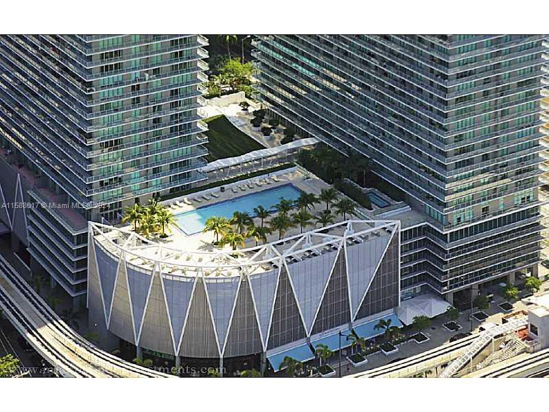 79 SW 12th St Unit: 2404-S