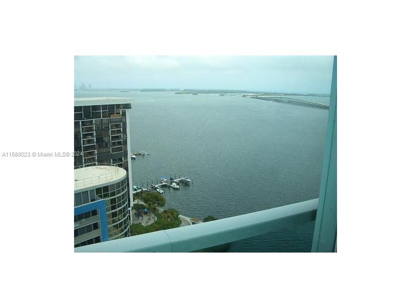 2101 Brickell Ave # 2305