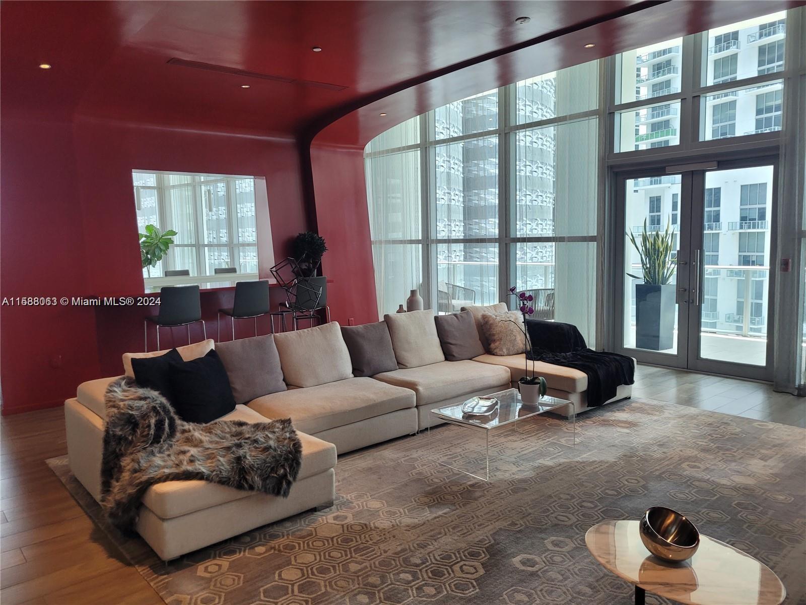1100 S MIAMI AVE Unit: 3602