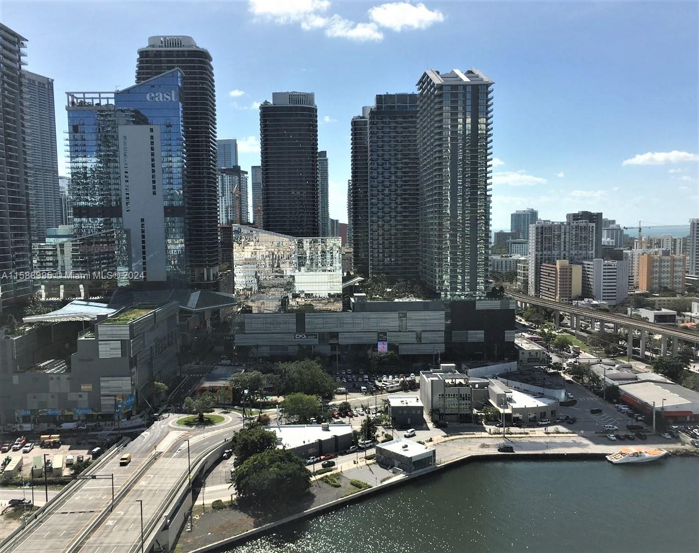 350 S Miami Ave Unit: 2105