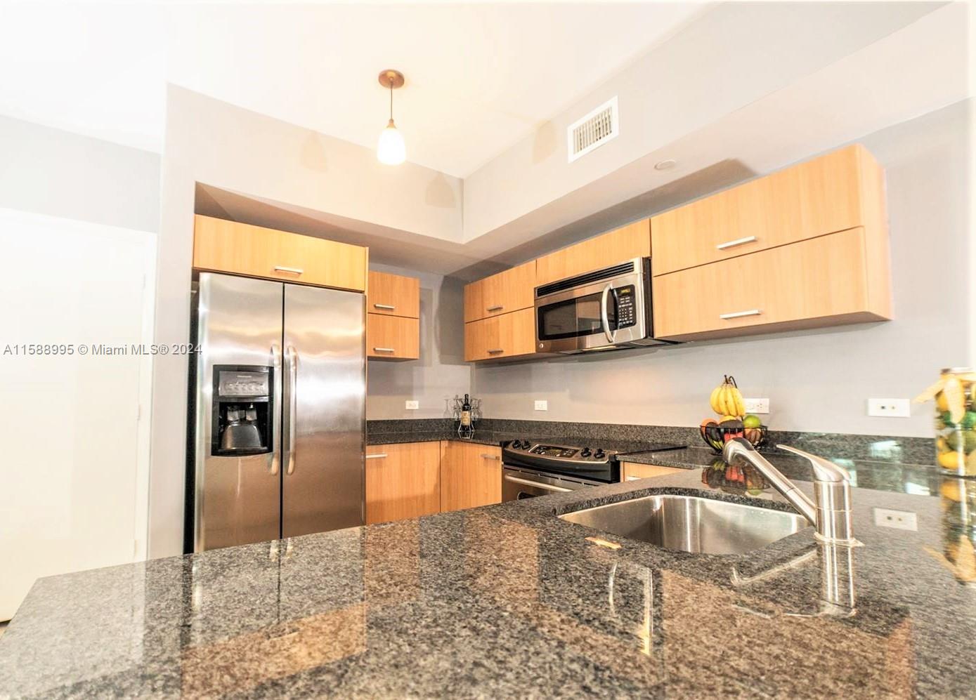 350 S Miami Ave Unit: 2105