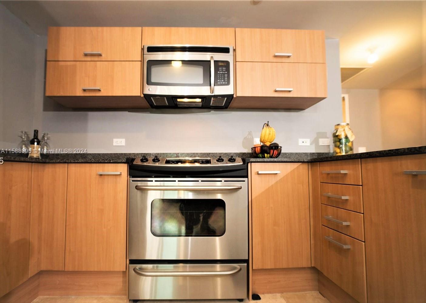 350 S Miami Ave Unit: 2105