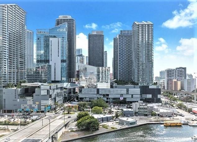 350 S Miami Ave Unit: 2105