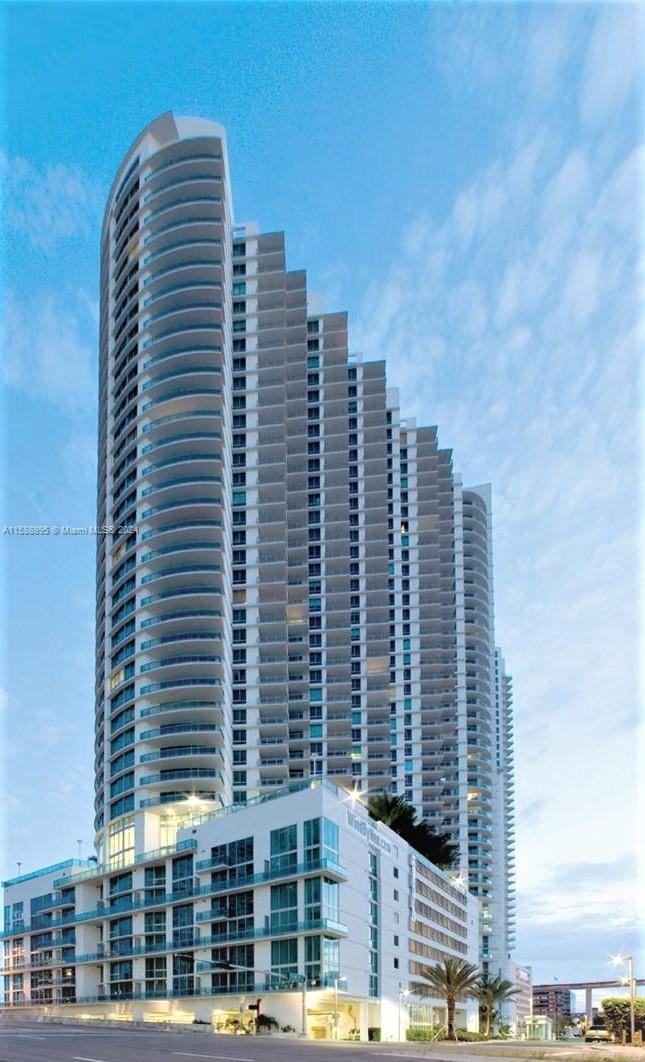 350 S Miami Ave Unit: 2105