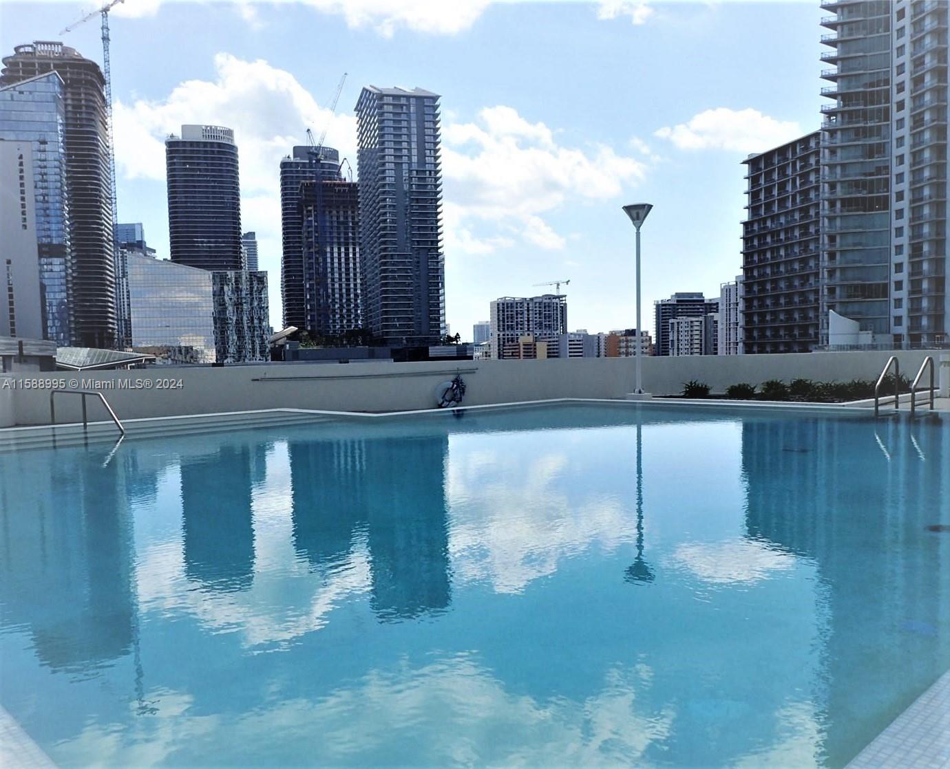 350 S Miami Ave Unit: 2105