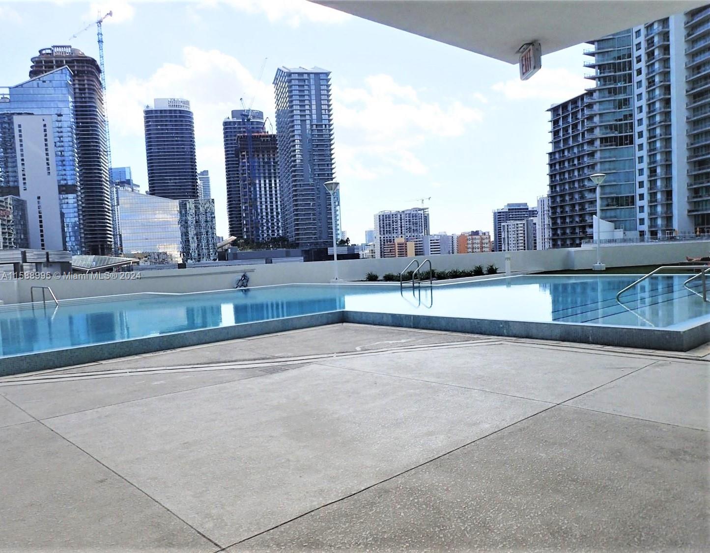 350 S Miami Ave Unit: 2105