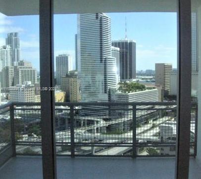 350 S Miami Ave Unit: 2105