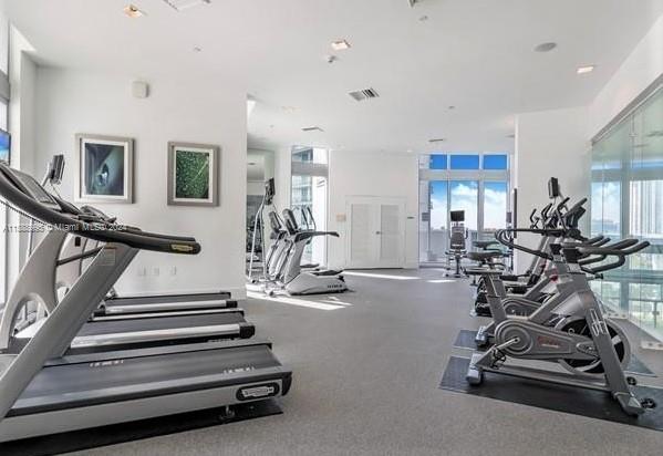 350 S Miami Ave Unit: 2105