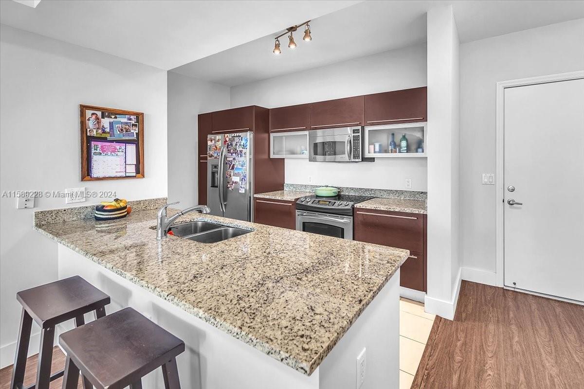 950 Brickell Bay Dr # 2700